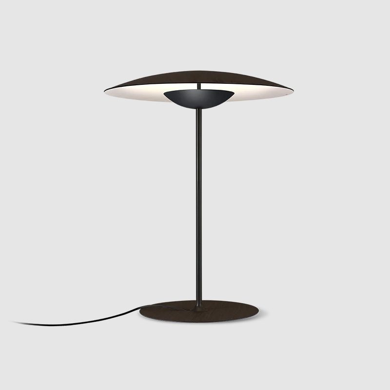 Lampe de table Marset Ginger – Design en métal chic avec éclairage LED intégré