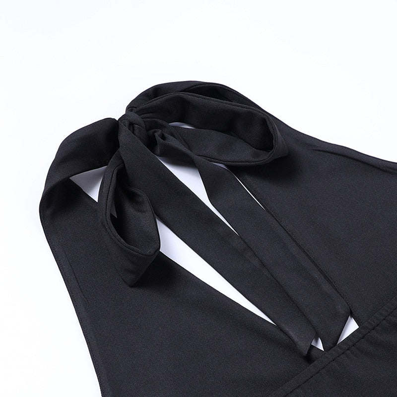 Robe Enveloppante Élégante en Polyester avec Détails en Rhinestones – Mode Artisanale