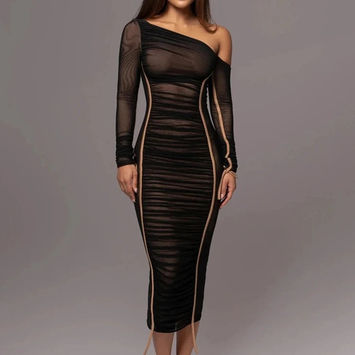 Klänning med diagonal krage i 100% polyester med elastan – elegant och bekväm