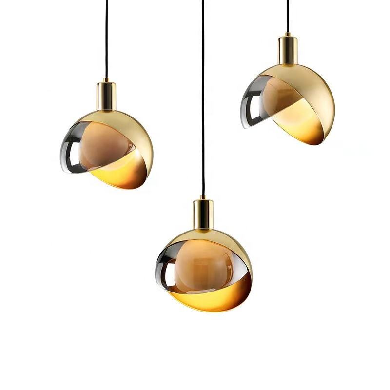 Suspension en verre et or nordique élégant – Design stylé avec abat-jour fumé