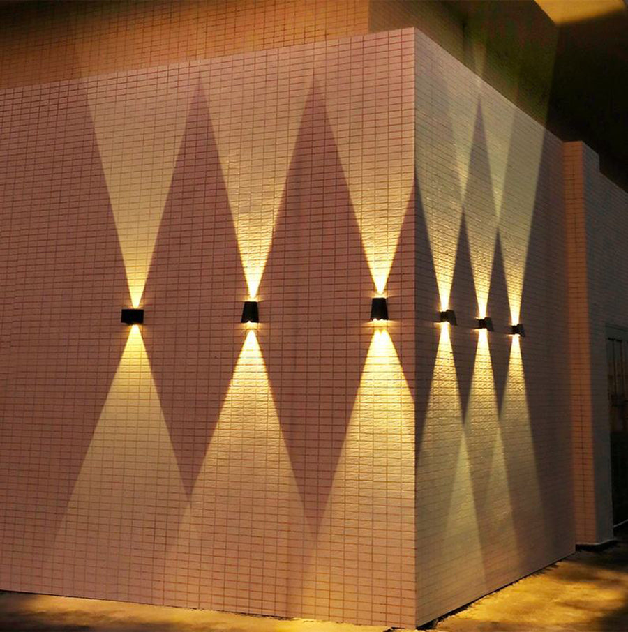 Luminaire mural LED solaire élégant – Éclairage extérieur résistant aux intempéries, parfait pour votre jardin et votre terrasse