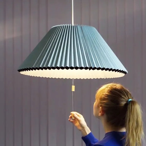 Elegant extendable chandelier – Adjustable contemporary design perfect for the bedroom and living room