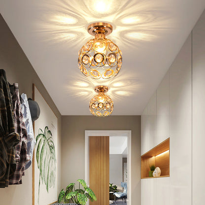Luxe gouden ganglamp – elegante kroonluchter van kristal en goud om uw decoratie te verfraaien