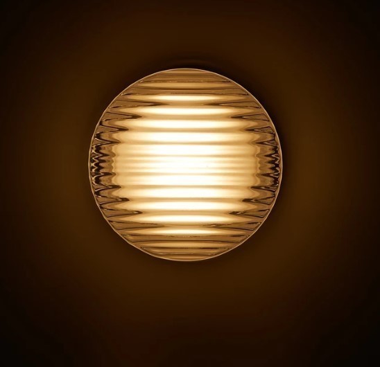 Elegant round LED wall sconce – Warm ambiance with Mylk glass diffuser for living room and bedroom decoration