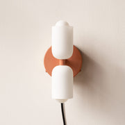 Wall Sconce in Metal and Sleek Acrylic – Create a Serene Atmosphere for Sophisticated Spaces