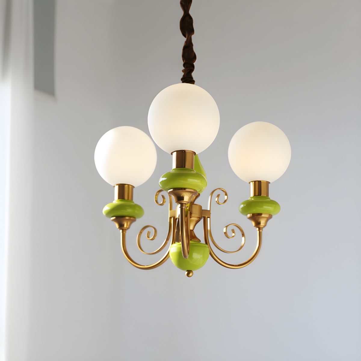 lustre Onyx Elegant – Stralend Metaal en Glas Licht voor uw Woon- en Eetruimtes