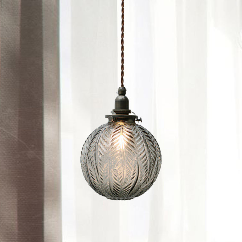 Suspension Globe Coloniale Charmante – Insufflez une Élégance Vintage et une Atmosphère Chaleureuse dans Votre Maison