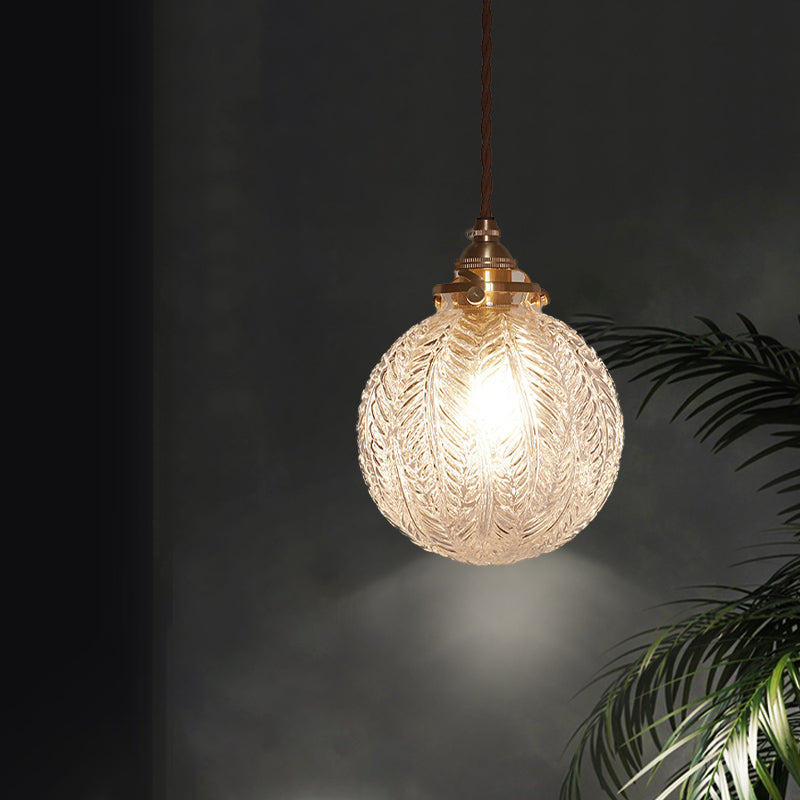 Suspension Globe Coloniale Charmante – Insufflez une Élégance Vintage et une Atmosphère Chaleureuse dans Votre Maison