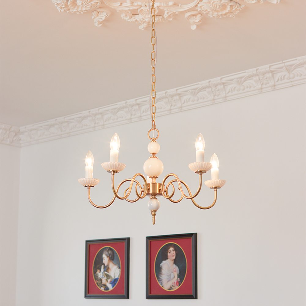 Chandelier en Verre et Laiton Vintage Intemporel - Élevez Votre Espace avec Élégance Classique