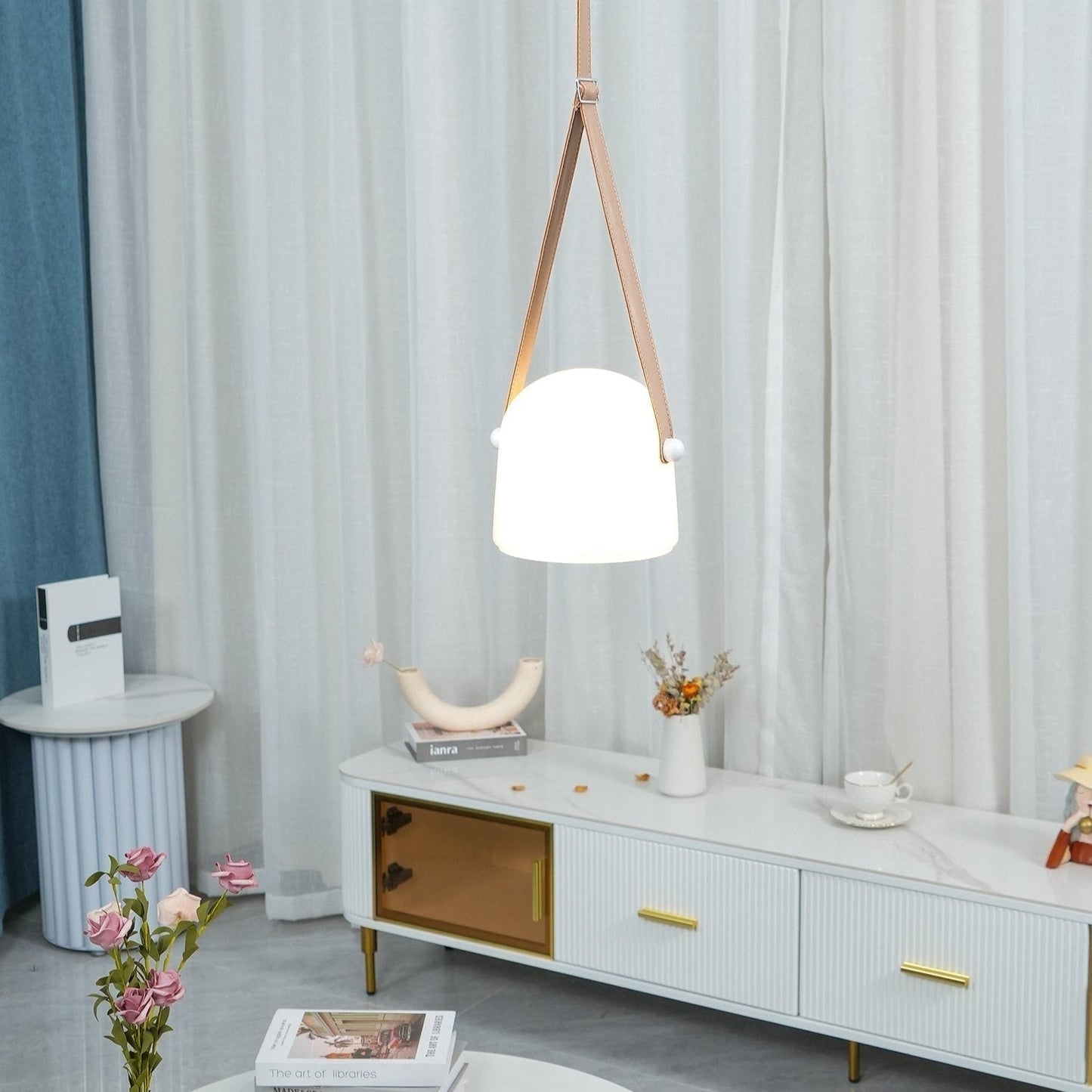 Suspension Élégante Minimaliste Mona – Métal et Verre Design LED Chic