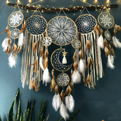 Exquisite set of 5 handmade bohemian dreamcatchers – Add elegance and tranquility to your space