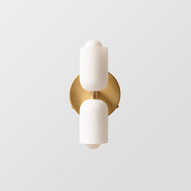 Wall Sconce in Metal and Sleek Acrylic – Create a Serene Atmosphere for Sophisticated Spaces