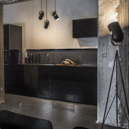 Industriell hängande lampa Karronade nautisk charm – elegant metallampa för ditt vardagsrum eller kontor