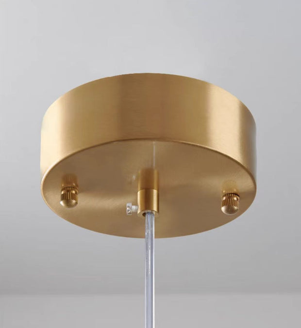 Elegant glass and brass pendant – Stylish lighting for your living room and kitchen