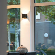 Set of 2 DuoGlow Wireless Wall Lamps – Sleek LED Design for a Modern Lifestyle