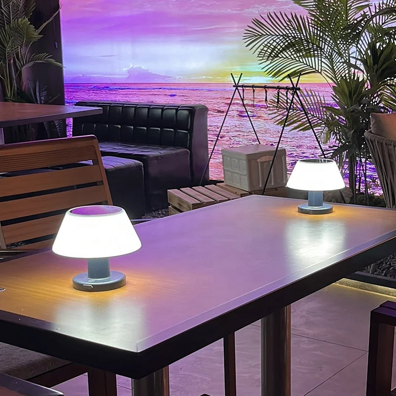 Solcellslampa för bord Sleek Solari – Elegant LED-design med miljövänlig uppladdningsbar strömförsörjning