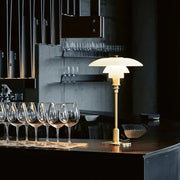 Lampe de table scandinave Fjord – Fusion élégante de verre et de métal pour votre salon et votre chambre