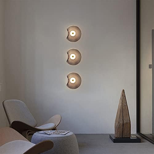 Elegant vägglampa i bärnsten glas - Chic LED-design för bekväm och funktionell belysning