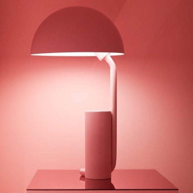 CAP Elegant Table Lamp – Stylish geometric design with customizable lampshade