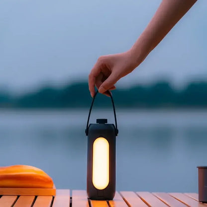 Mångsidig hopfällbar campinglampa – Uppladdningsbar via USB med 3 fantastiska färger och en batteritid på 180 timmar