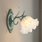 Elegant lily of the valley wall light – Flower-inspired design with soft light (E27)