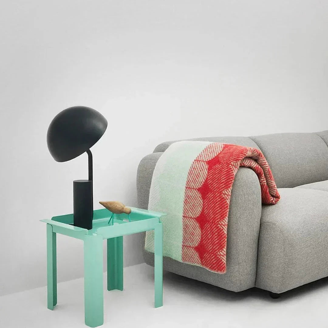 Bordslampa CAP Elegant – Stilren geometrisk design med anpassningsbar lampskärm