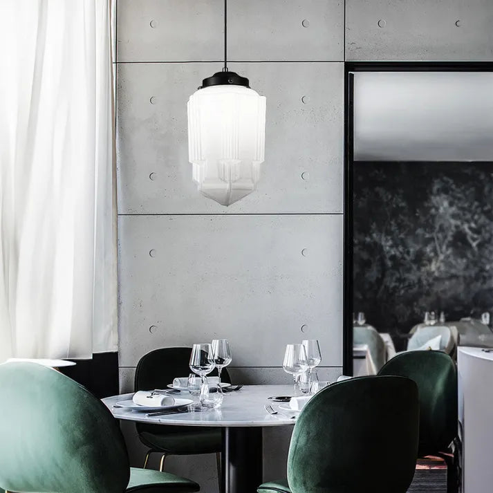 Élégante suspension en verre blanc givré géométrique inspirée des vintage – Une touche d'élégance pour votre espace