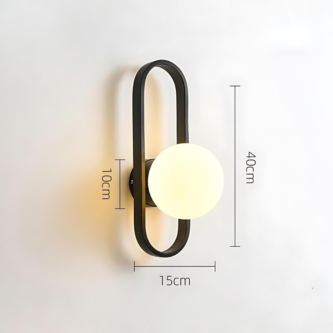 Applique murale Camille – Luminaire LED en verre satiné élégant, parfait pour les espaces contemporains