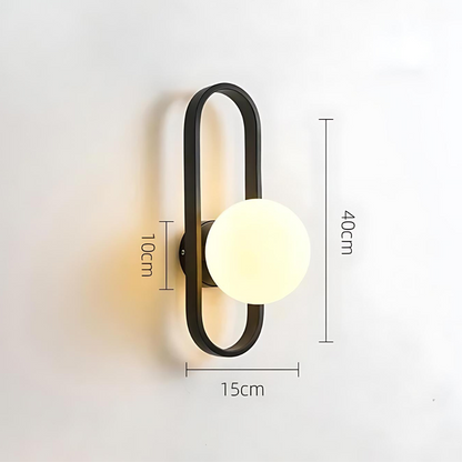 Applique murale Camille – Luminaire LED en verre satiné élégant, parfait pour les espaces contemporains