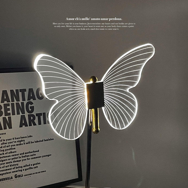 Lampe de table en cristal élégant en forme de papillon – Un accent lumineux charmant pour rehausser votre espace