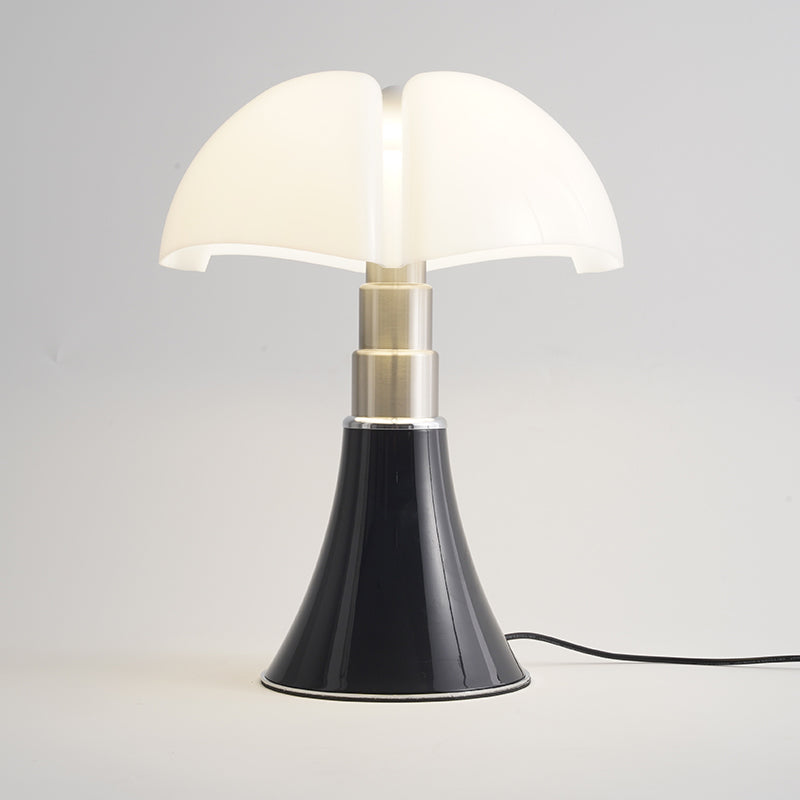 Lampe de table LED vintage chic - Style intemporel et innovation contemporaine