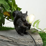 Charming Nordic squirrel table lamp – Whimsical design for warm ambient lighting