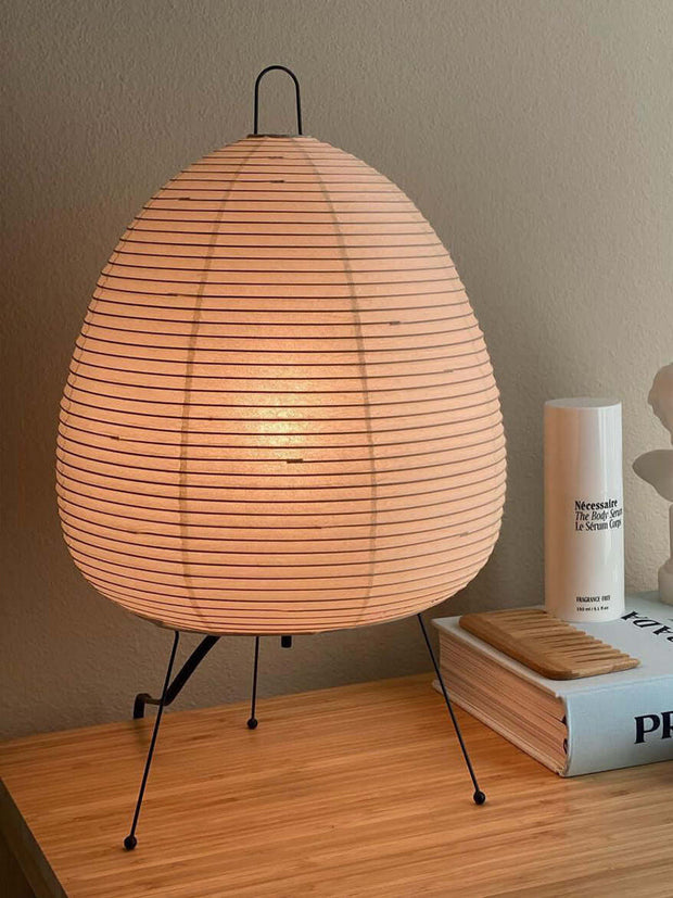 Exquisite Akari table lamp – Mulberry paper and elegant metal design