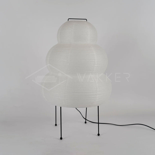 Exquisite Akari table lamp – Mulberry paper and elegant metal design