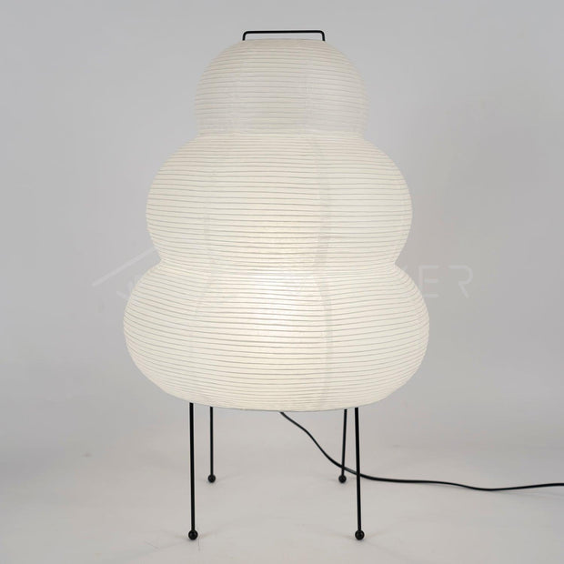Exquisite Akari table lamp – Mulberry paper and elegant metal design