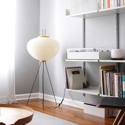 Lampadaire en papier de riz élégant – Éclairage sleek et stylé pour votre salon et votre chambre à coucher