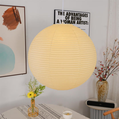 Élevez votre espace avec la lampe suspendue Akari A-Series – une chic lampe en papier japonaise présentant une esthétique minimaliste époustouflante