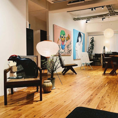 Lampadaire en papier de riz élégant – Éclairage sleek et stylé pour votre salon et votre chambre à coucher