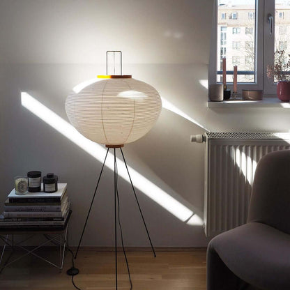 Lampadaire en papier de riz élégant – Éclairage sleek et stylé pour votre salon et votre chambre à coucher