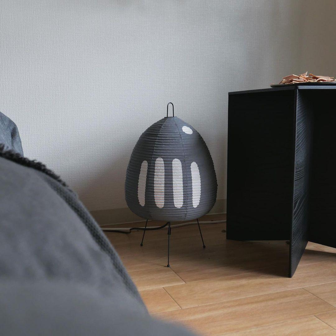 Lampe de table Akari exquise – Design en papier de mûrier et métal élégant