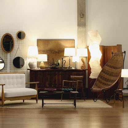 Lampadaire en papier de riz élégant – Éclairage sleek et stylé pour votre salon et votre chambre à coucher