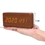 Elegant wooden LED alarm clock - Contemporary design with a bright digital display