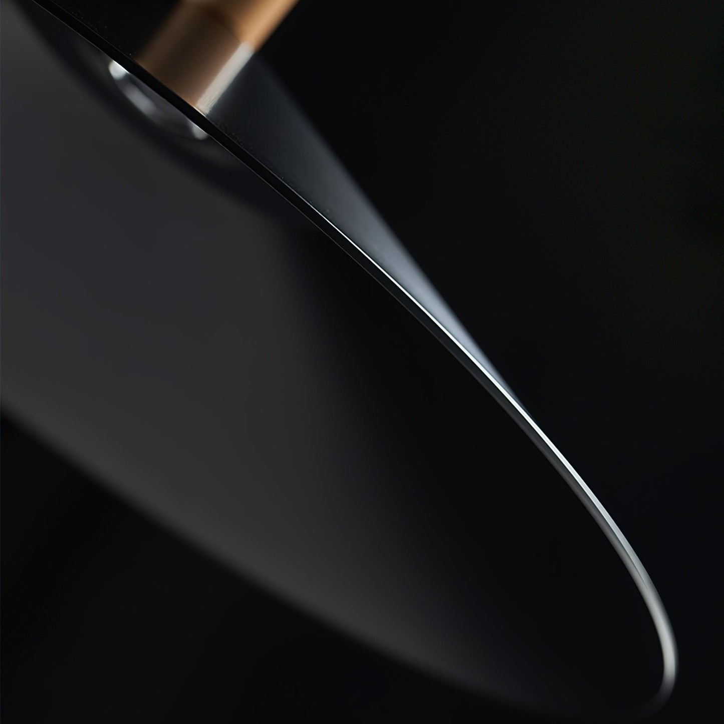 Suspension Moderne Sleek Altura – Design Métallique Minimaliste Chic avec Éclairage LED Intégré