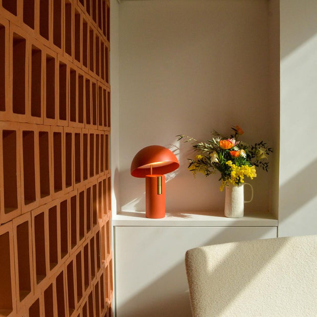 Contemporary LED table lamp AVO – Elegant design with integrated lighting