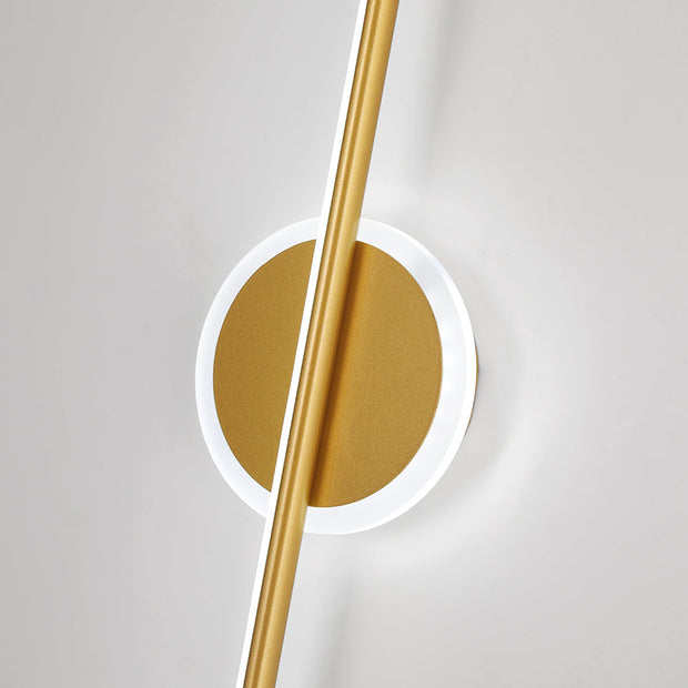 Modern and elegant LED wall light – Weather-resistant metal and silicone for an energy-efficient outdoor ambiance