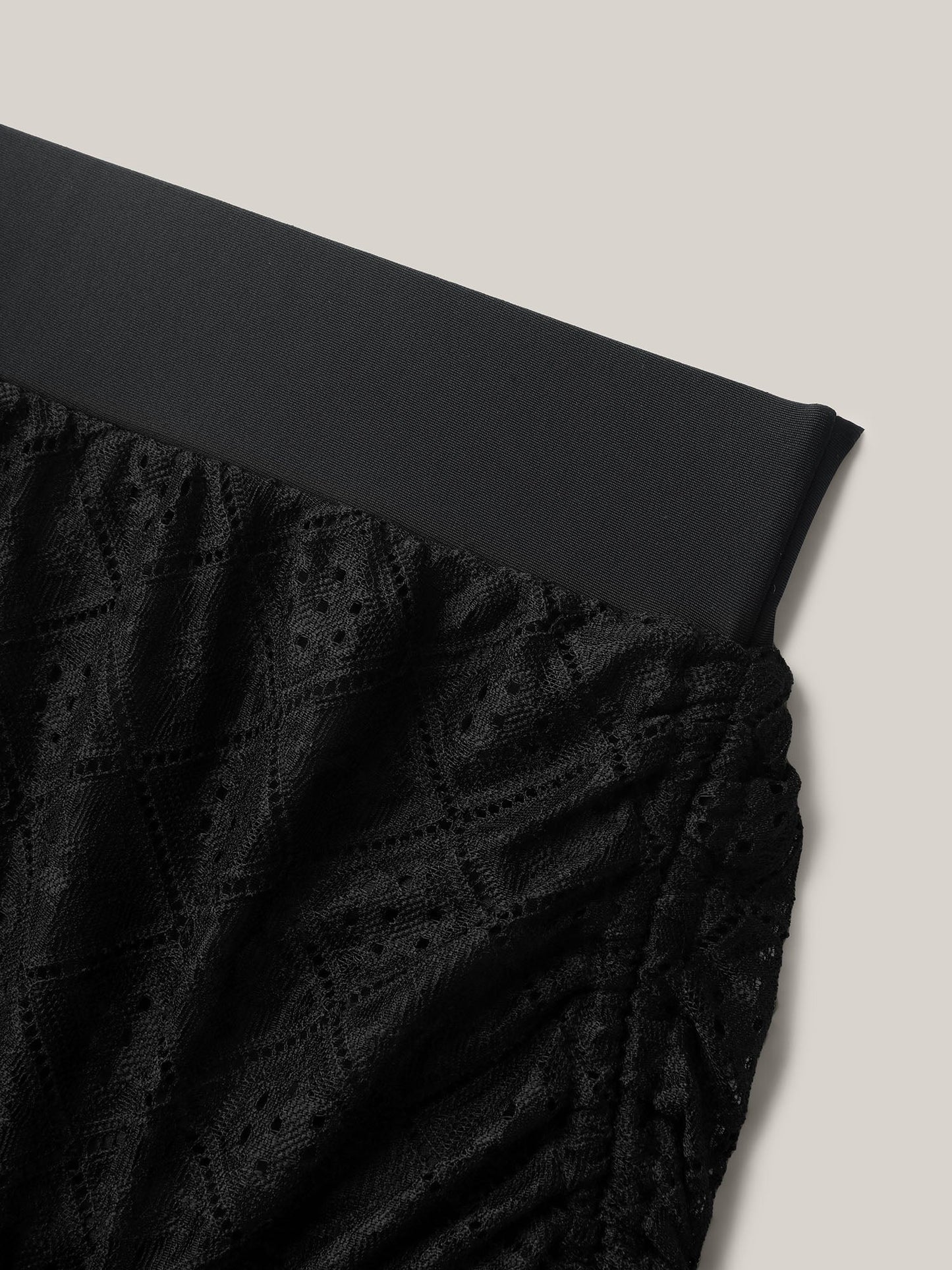 Bas de Maillot de Bain Femme Noir Taille M avec Détails en Dentelle et Cordon Ajustable