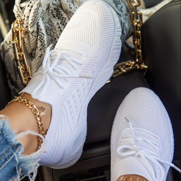 Baskets Femmes Légères Blanches Antidérapantes en Maille Respirante – Sneakers Confortables pour Usage Quotidien