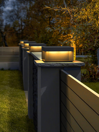 Lumineuse colonne extérieure solaire élégante – Éclairage de jardin LED durable