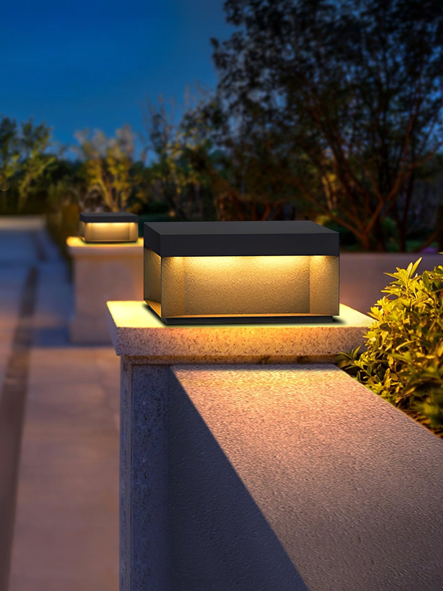 Lumineuse colonne extérieure solaire élégante – Éclairage de jardin LED durable