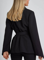 Blazer Femme Ajusté avec Ceinture – Élégance Chic et Polyvalente pour Toutes les Occasions